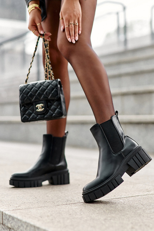 Leather Ankle Boots On Massive Flat Heel Black Keva
