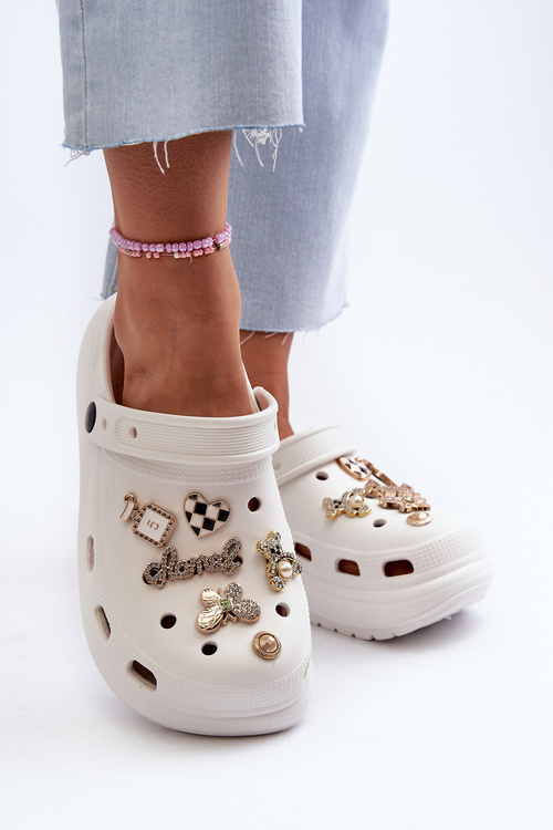 Women's Lightweight Foam Flip Flops with Thick Sole and Decorative Pins White Effiora