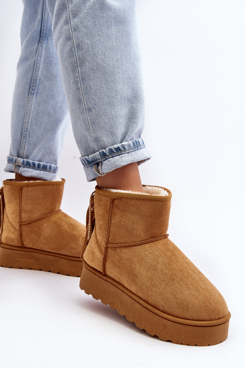 Women's snow boots on a chunky platform with tassels Camel Lirico