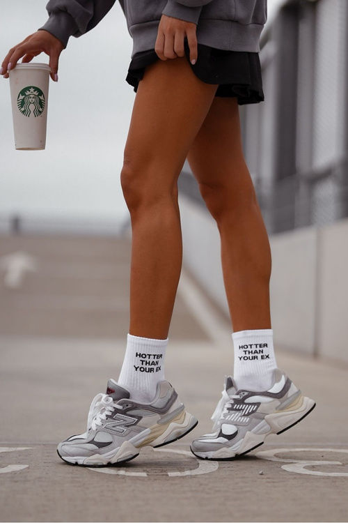 Damskie Skarpetki Z Napisem Hotter Than Your Ex  Białe