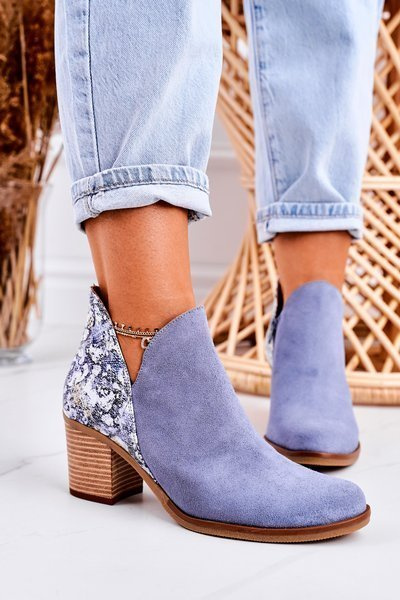 Women’s Leather Boots On Block Heel Maciejka Light Blue 04492