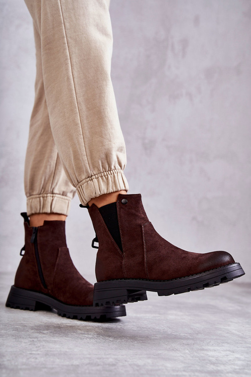 Suede Warm Boots On A Flat Heel Brown Salome