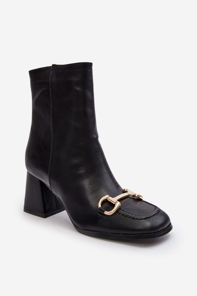 Leather Heels with Decoration Black Pamelinta