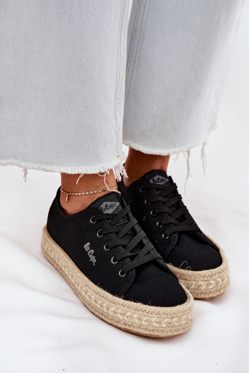 Ladies Sneakers With Braiding Lee Cooper LCW-25-44-3216 Black