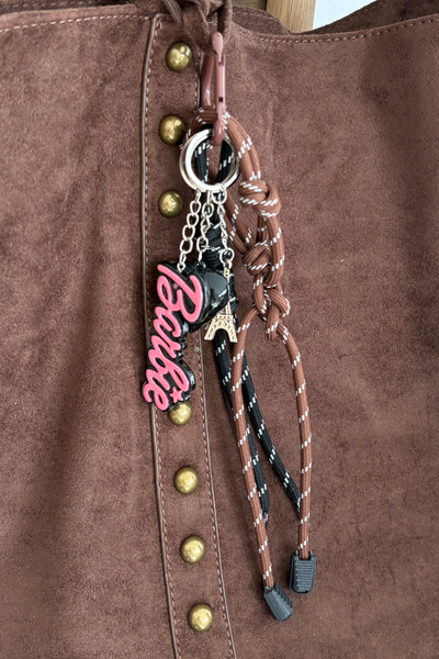 Breloczek Zawieszka Do Torebki Kluczy Wieża Eiffla Barbie Serduszko Celith