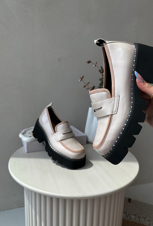 Ladies Leather Moccasins D&A MR870-32 Beige