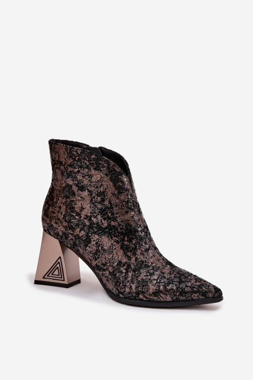 Leather Women's Ankle Boots with Heel D&A CR52-679 Black