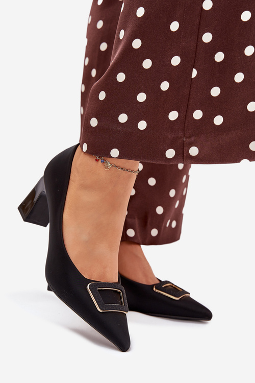 Heels with decorative buckle black Seriva