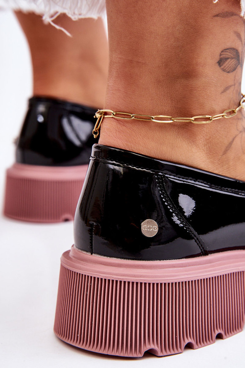 Patent Moccasins With Chain GOE LL2N4039 Black-Purple