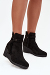 Insulated women's ankle boots with wedge with fringes Black Olivarae