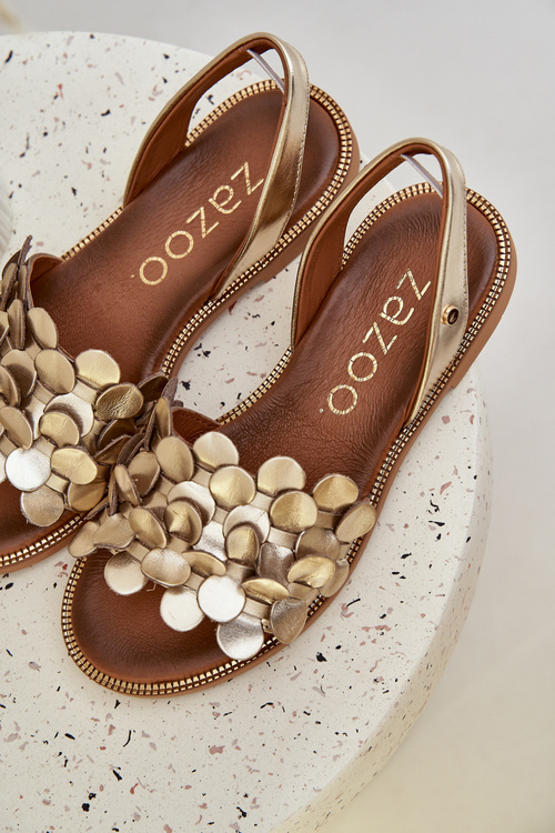 Leather sandals on flat heel Zazoo 40425 gold