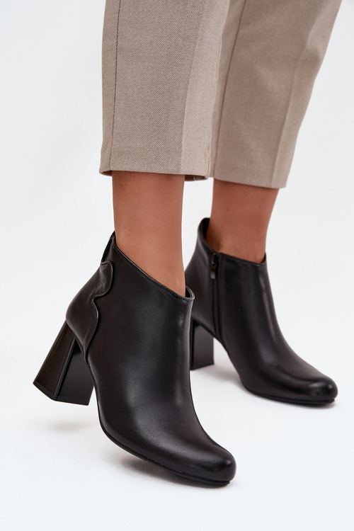 Leather Insulated Ankle Boots on Heel Black Ivessara