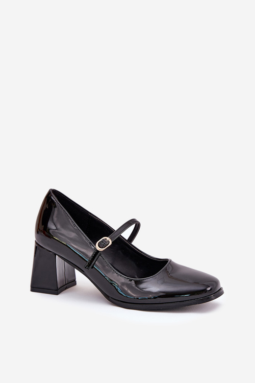 Lacquered Heels On A Block With Strap And Buckle Black Tammirea