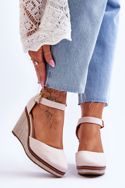 Women's Classic Wedge Sandals Beige Malani