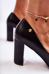 Leather Pumps On A Bar In Spitz Black Larea