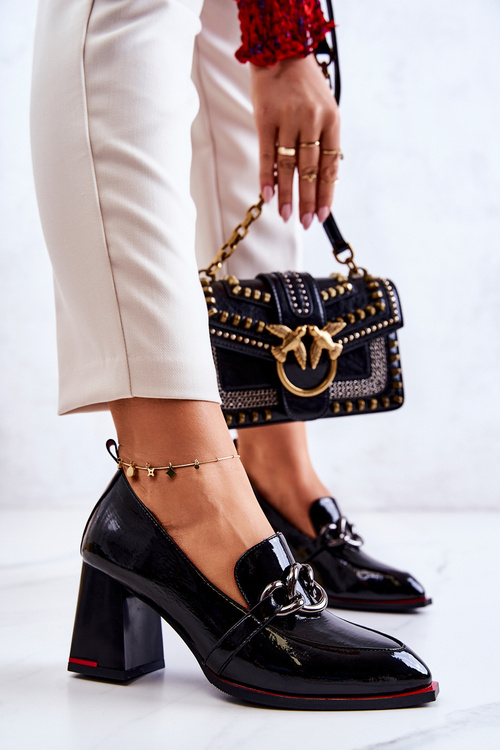 Elegant pumps on a pillar Black Callim