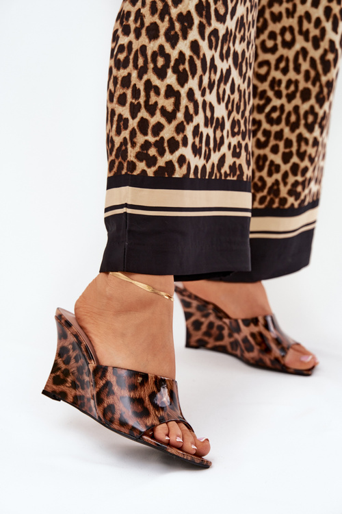 Lacquered women's wedge sandals leopard brown Nelithin