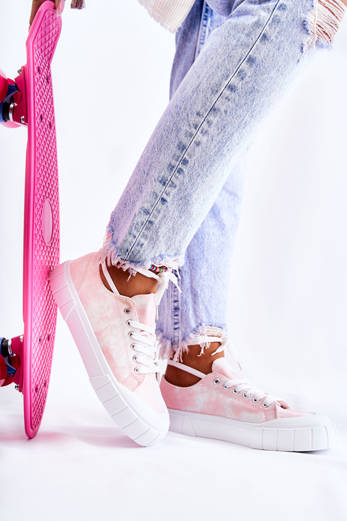 Women's Sneakers On The Platform Pink Comes