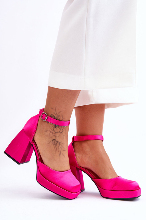 Fashionable Pumps On Massive Heels Fuchsia Sandia