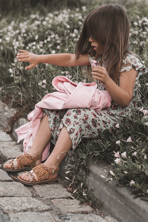 Sandały Dziecięce Rzep Frędzelki Brązowe Missy