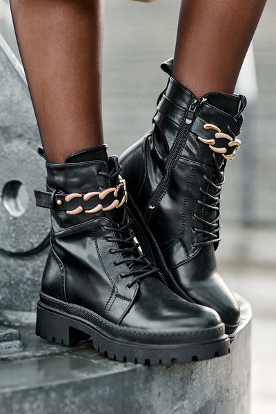 Leather Workery Boots with Decorative Belt Black Enili