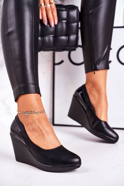 Women's Classic Wedge Pumps Shiny Black Ivonne