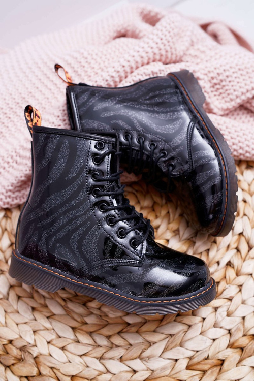 Youth Lacquered Boots with Zipper Black Omua