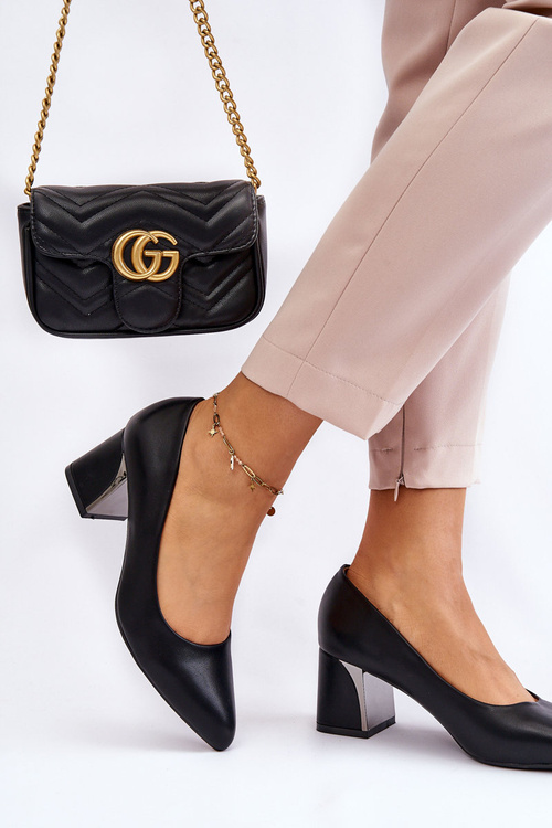 Elegant Pumps On A Heel Black Emma