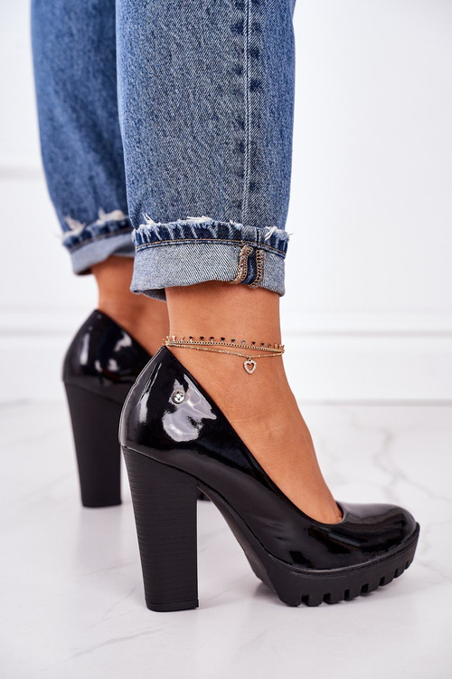 Women's Pumps On A Block Heel Maciejka 02629-05 Patent Black