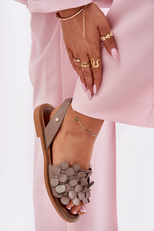 Leather Sandals On Flat Heel Dark Beige Zazoo 40425