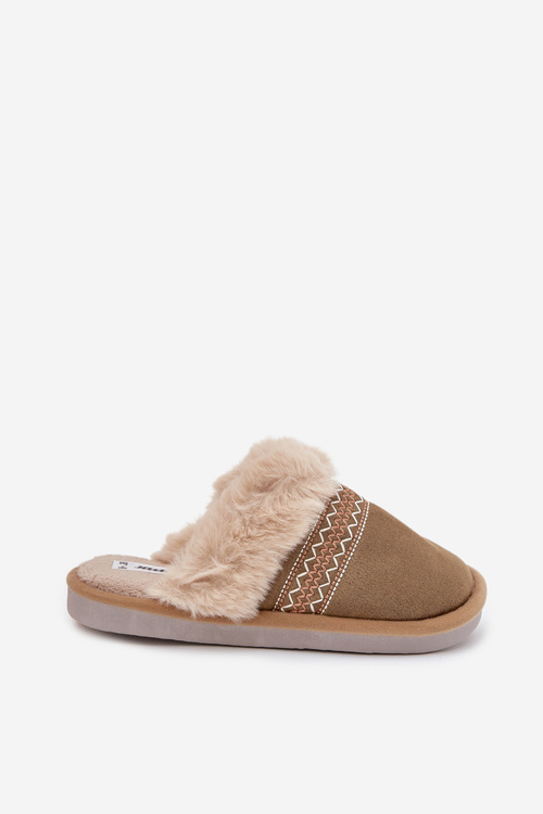 Women's slippers with fur and embroidery green Devianne