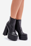 Boots On Massive Platform And Heel Insulated Black Selahra