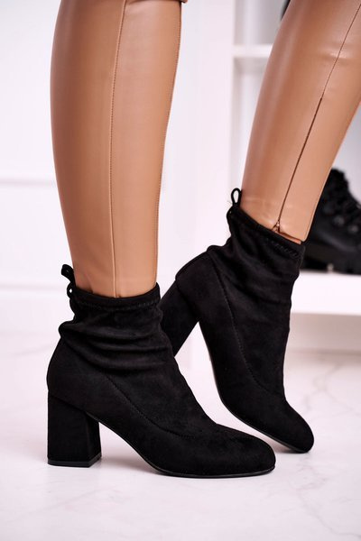 Classic Women’s Ankle Boots Suede Black Ring