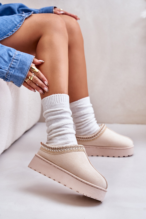 Women's Snow Boots On Platform Insulated With Fur Light Beige Remenia