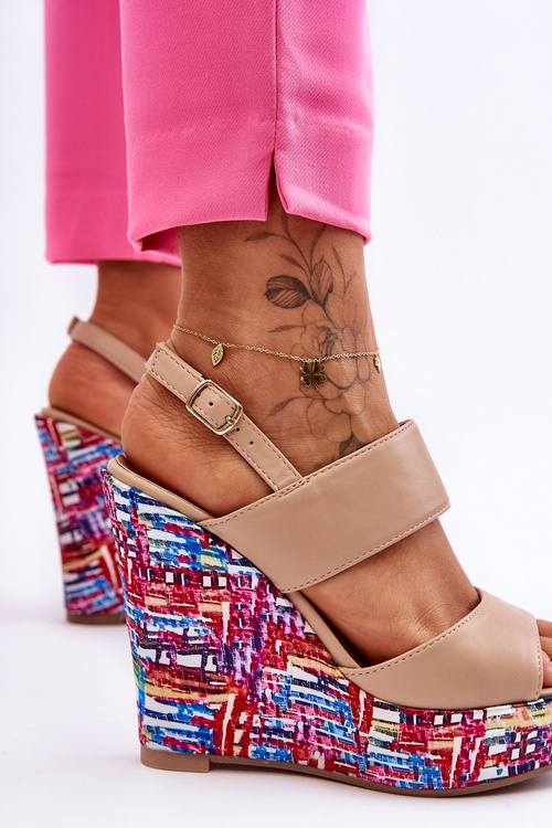 Women's Wedge Sandals Beige Calderia