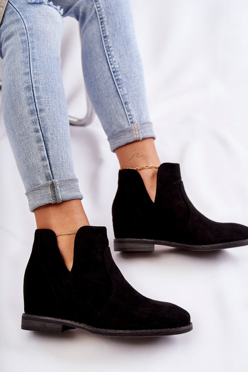 Suede Boots With Cut-outs On A Flat Heel Black Henriette