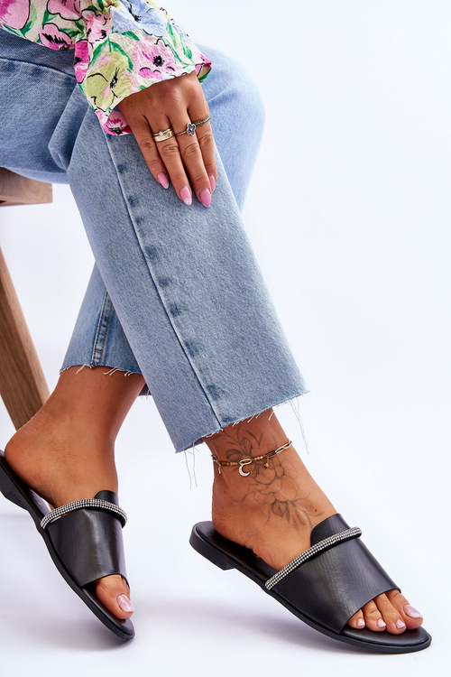 Klapki Eleganckie Płaski Obcas Czarne Termen