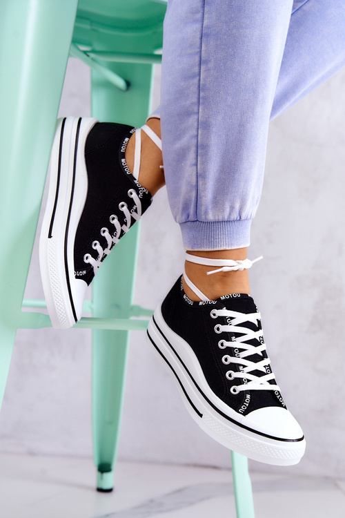 Women's Tied Sneakers Black Menifee