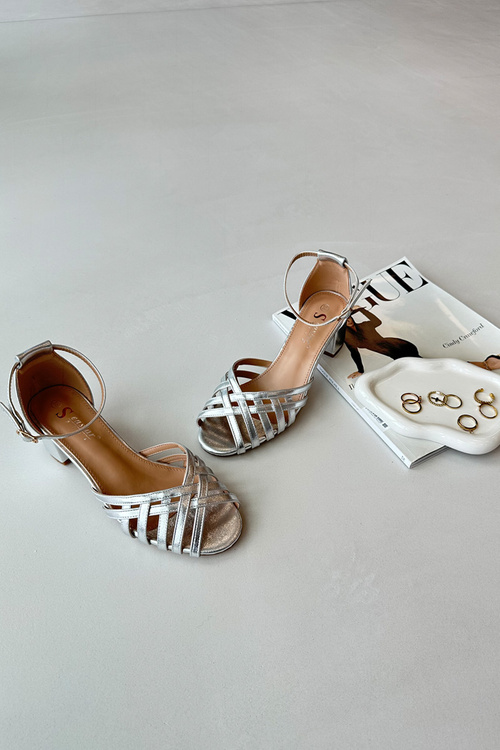Women's Sandals in Faux Leather with Low Heel Silver Monsha