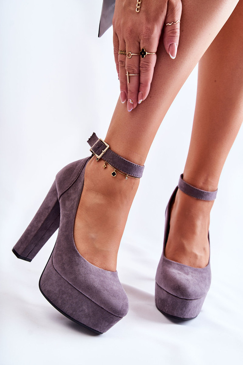 Suede Pumps On The Platform Grey Gottie