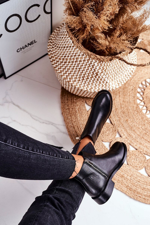 Women’s Boots On Flat Heel Leather Black Fernir