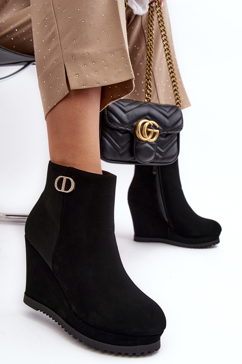 Botki Ocieplane Zamsz Koturn Ozdoba Czarne Vere NS359