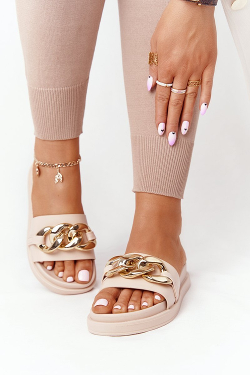 Slippers On The Platform With A Chain Nude Vacation