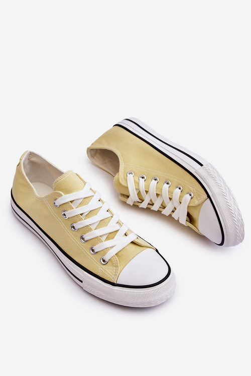 Classic Low Women's Sneakers Yellow Vegas
