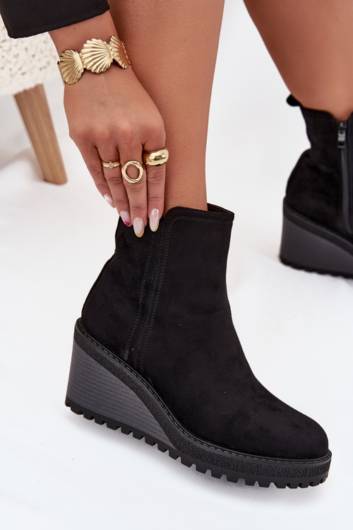 Insulated Ankle Boots On Wedge Made Of Eco Suede Black Mavona