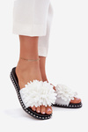 Women's Slippers Decorated With Flowers White Cellanen