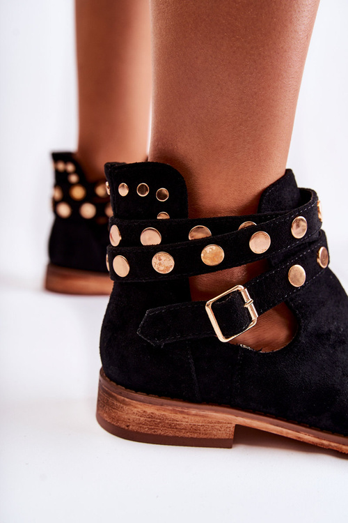 Women's boots with jets on a flat heel Black Larino