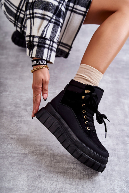 Comfortable Boots On The Platform Black Sanchio