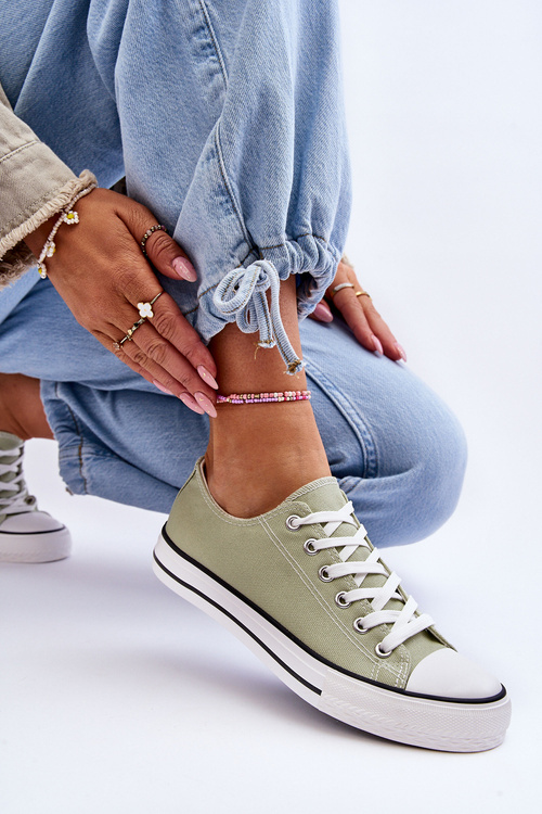 Classic Low Women's Sneakers Light green Vegas