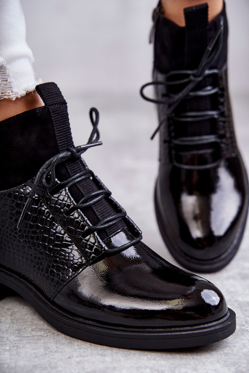 Lacquered Warm Laced Boots Black Cathrine